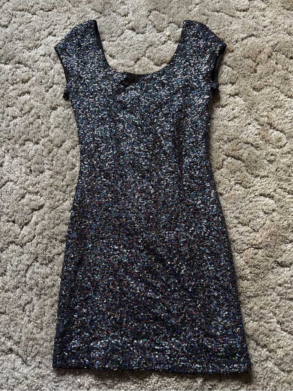 Sparkle Scoop Neck Sequin Cocktail Dress - Black rainbow sequin